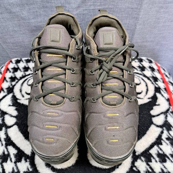 % Size 11 Nike Air VaporMax Plus Men Green and Gold Shoes 924453-300 A55 main image 10